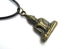 Buddha Anhänger Metall Buddhafigur sitzend 3,5 cm an Schmuckband messingfarben