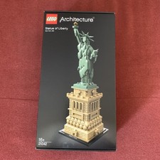 LEGO ARCHITECTURE