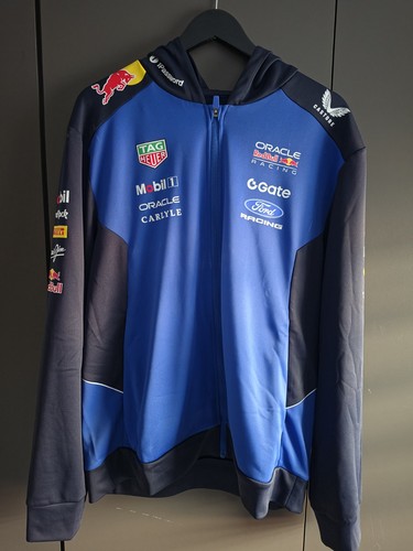 Oracle red bull racing - bull,