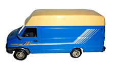 Old Cars Metallmodell LKW Transporter Iveco Turbo Daily 1:43