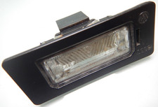 1x SKODA SUPERB / 3T Kombi / KENNZEICHENLEUCHTE LEUCHTE / 8T0943021 (BV17)