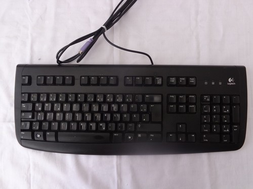 Tastatur keybord longitech - /,