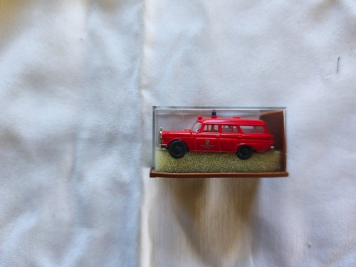 Brekina mercedes benz 190 - brekina,