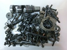 Suzuki GSF 1200 S N Bandit WVA9 01-05 Schrauben und Kleinteile Restteile Motor