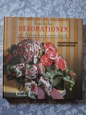 Festliche Dekorationen in