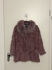 Mandelblütenfarbener