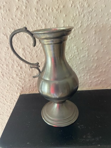 Kanne metall mit - kanne, auf