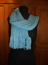 Strickschal Handmade hellblau