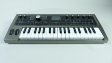 Korg microKORG 2 Synthesizer