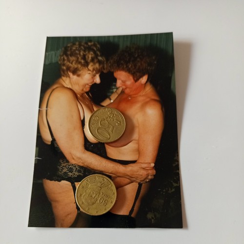 Akt foto 2alte frauen nackt - akt,