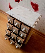 Schubladenschränkchen mit 12