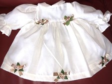 Puppenmode Kleid beige-altrosa 48-50 cm