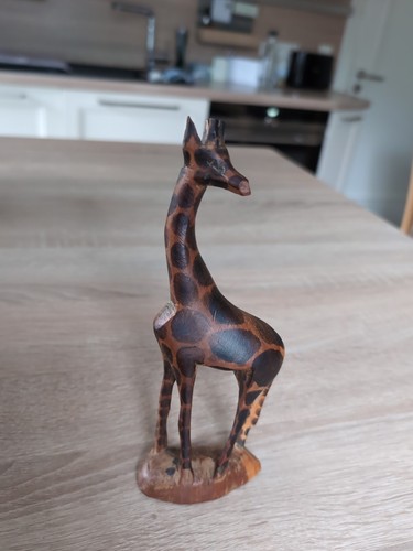 Handgeschnitzte holz giraffe - handgeschnitzte, holz-giraffe