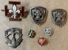 viele Pfadfinder Abzeichen