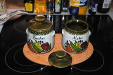 Mehl- und Zuckertopf bunte Keramik innen glasiert oliv-bunt gebr.