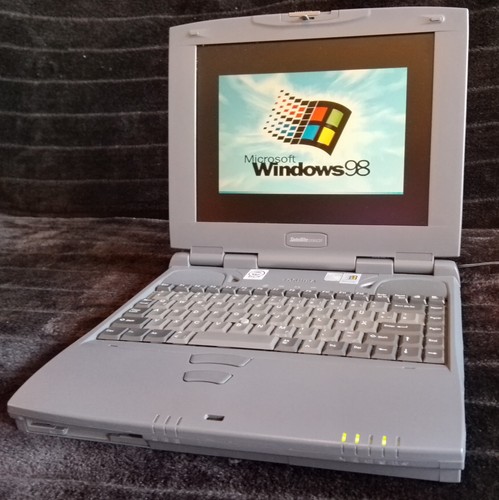 Toshiba satellite 2550cdt - +++toshiba,