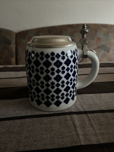 Porzellan bierkrug mit - porzellan,