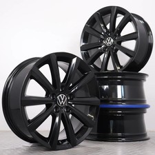 Alufelgen 17Zoll VW Passat 3G B8 Original Felgen Satz Merano schwarz 3G8071497