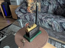 Alte originale Dampfmaschine von Doll