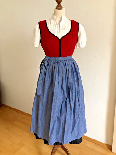 Handgenähtes dirndl mit - handgenähtes,