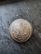 silberner Metallknopf