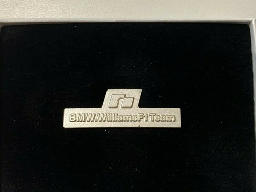 Bmw williams team pin - team,
