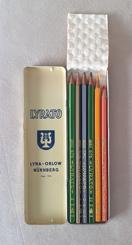 Neuwertige lyrato - neuwertige,
