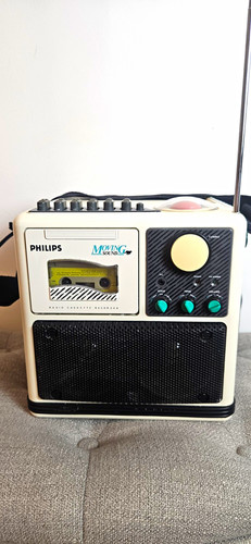 Philips cube 8080 am fm - philips, am/fm