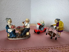 Deko Figuren Oma Opa davon 2 Aufziehfiguren Rollator E-Roller lustig gebraucht