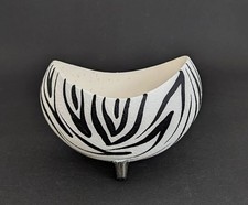 Straußeneischale im Zebralook