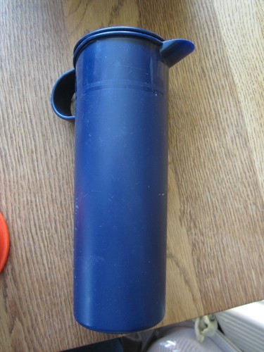 Blaue saft milchkanne von - blaue,