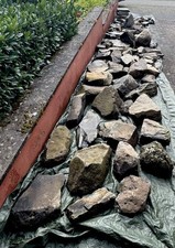 Steine Vom  Teich, Bruch , Basalt ,Bachlauf