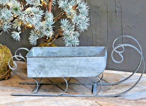 Chic antique schlitten - chic,