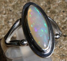 Navette Crystal Opal  - 1.85