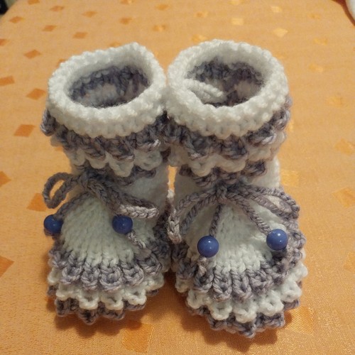 Babyschuhe gestrickt - babyschuhe,,
