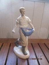 Schöne Porzellanfigur Bauer