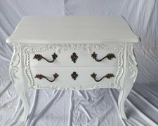 Königlich antike Kommode