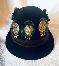 Trachtenhut mit Verschiedenen