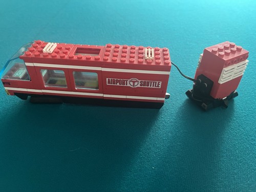 Lego 6399 airportshuttle - 6399,