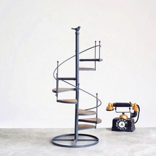 Spiral Pflanzenständer Eisen Pflanzenregal Lagerregal Treppenform für Terrasse Haus