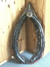 Kummet   altes Pferdegeschirr   als Wandschmuck