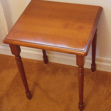 antiker Beistell Blumen Tisch klein Kirsche H 52,2 cm