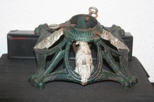 Alte Antiker Weihnachsbaum Christbaum Ständer aus Guss Gusseisen D.R.G.M  Nr 645