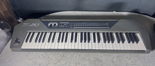 Roland synthesizer - 1, (6982)