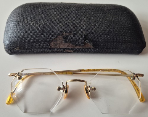 Alte achteckige antike brille - achteckige,
