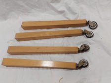 4 Tischbeine mit Rollen antik