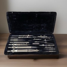 Antiker C.RIEFLER. N.|