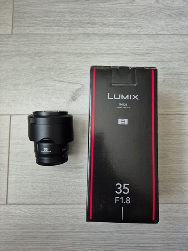 Panasonic lumix 35mm 1 8 - s, f/1,8