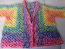 Regenbogen- Jacke Gehäkelt