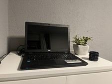 Acer Aspire ES1-731-P0HB - 17,3" Notebook -222 GB SSD - Akku defekt, sonst super